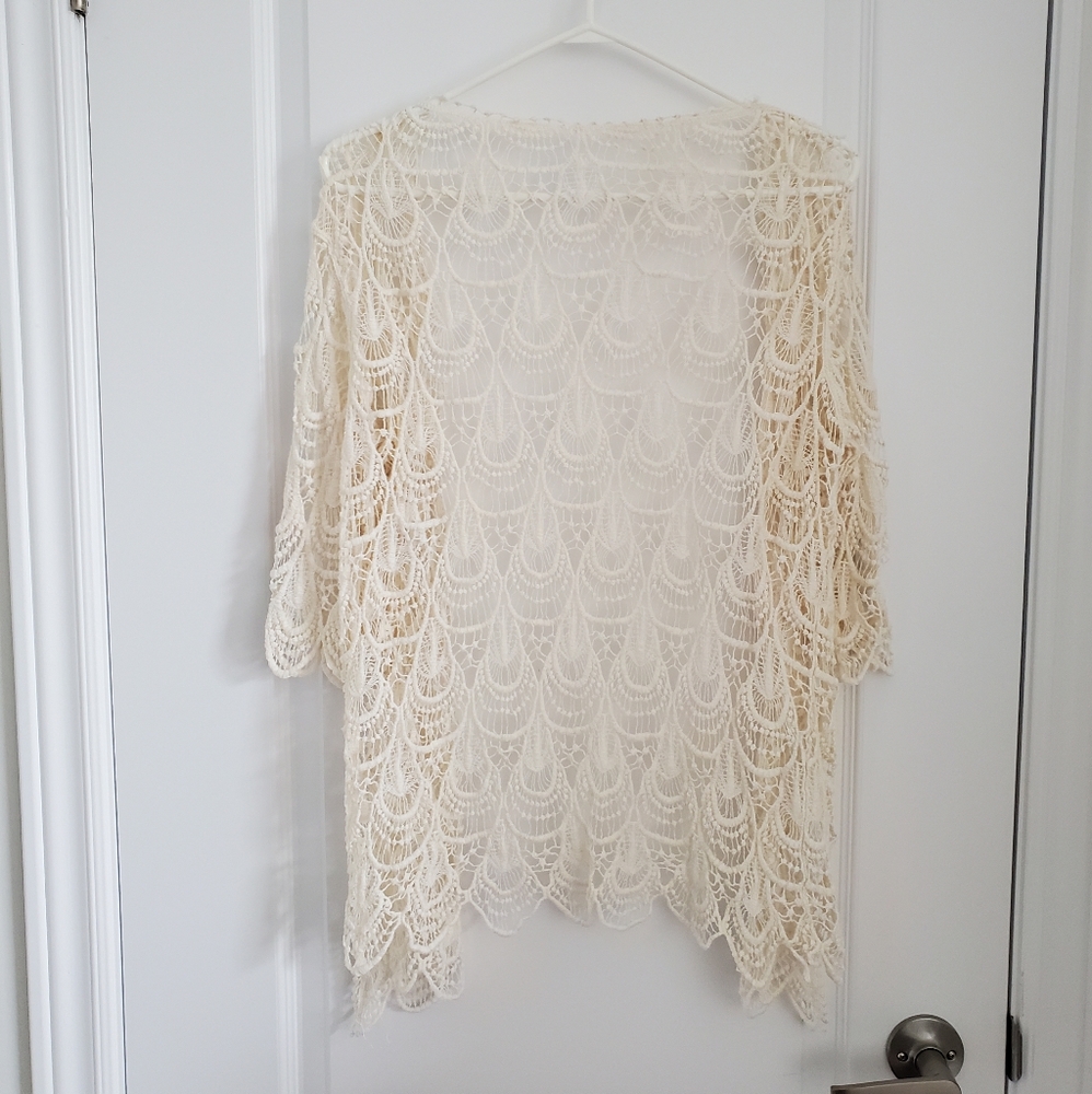 BNWOT Crochet Knit Open Kimono with Tie - Picture 3 of 8